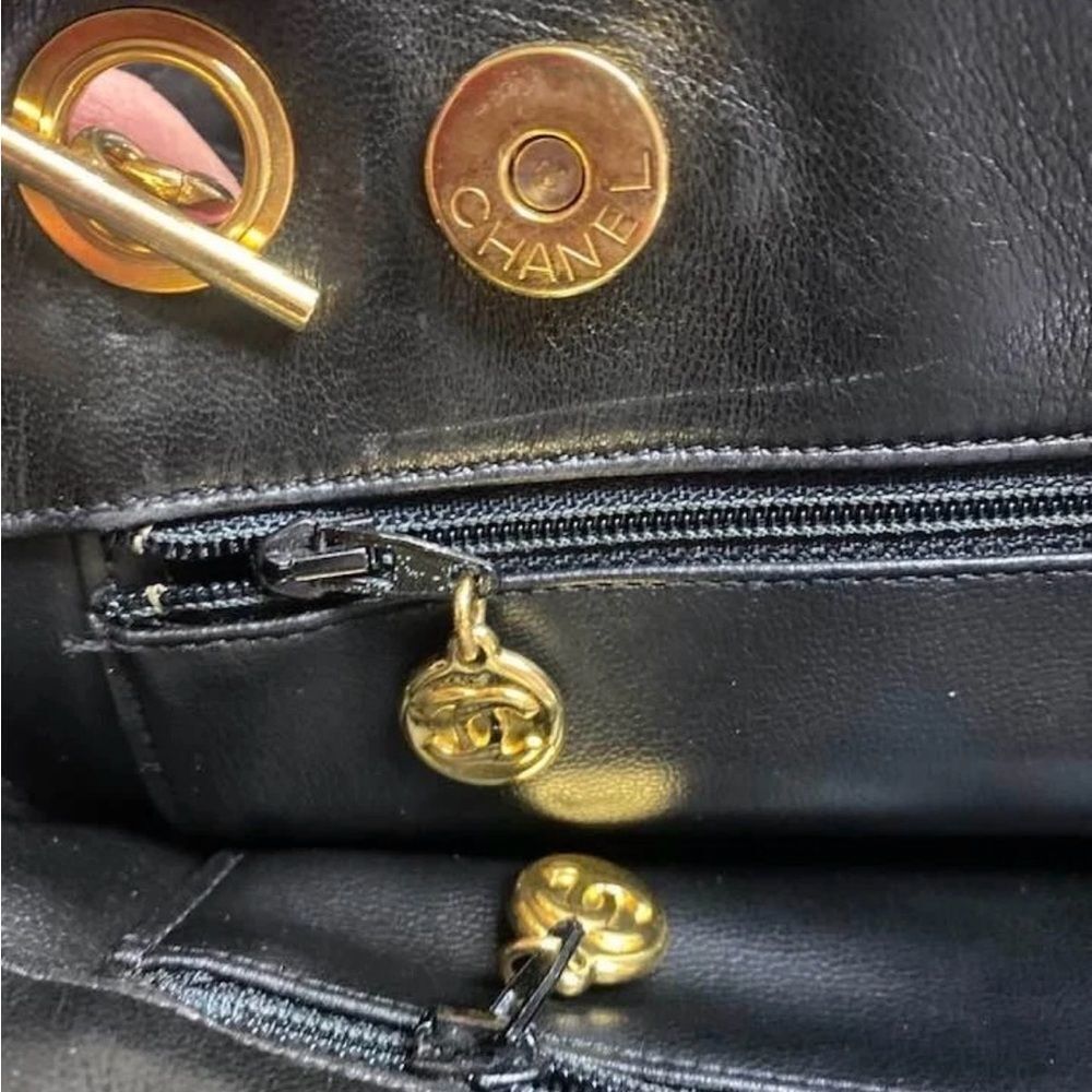 ✅AUTHENTIC✅CHANEL LAMBSKIN EXCELLENT SHAPE SHOULDER BAG - Picture 2 of 9
